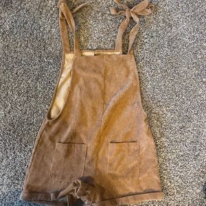 Adorable short romper XS corduroy